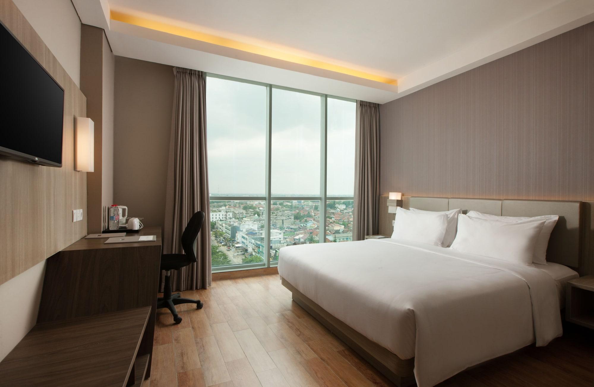 Hotel Santika Radial Palembang Exterior photo
